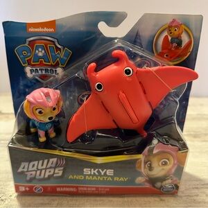Paw Patrol Aqua Pups Skye And Manta Ray Action Figure Set NEW